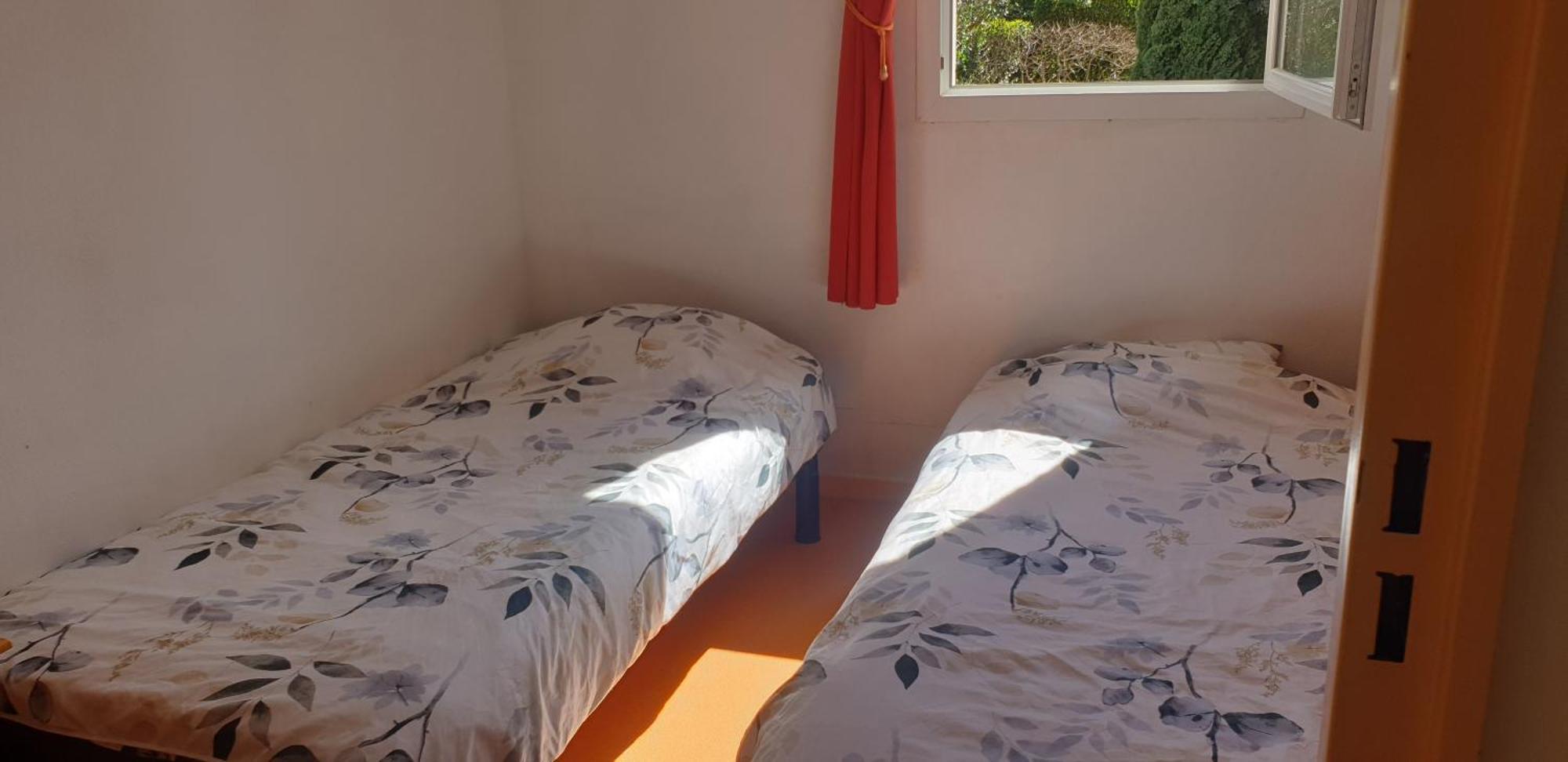 Maison"La Cigale Du Sud" Calvisson Kamer foto